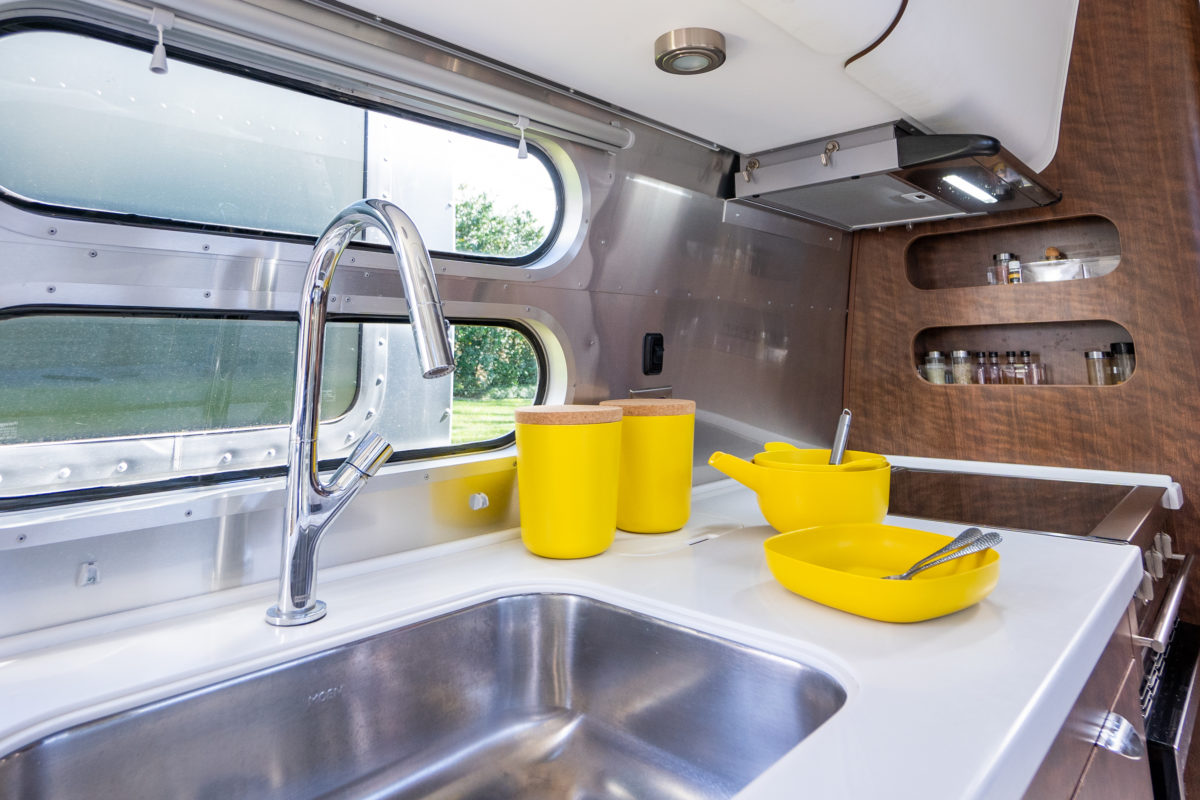 B-Line Camping Caravan Motor home Studio Kitchen Caddy Caddie Silver Beige 