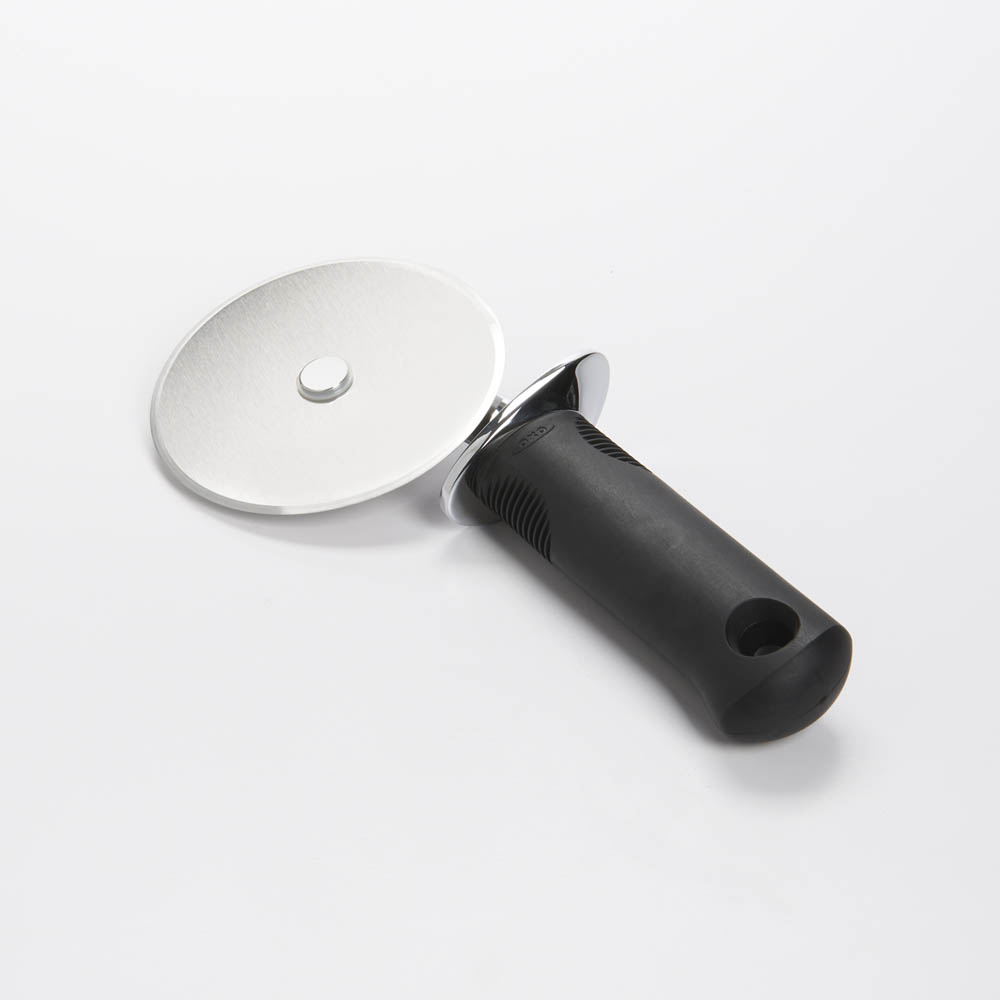 oxo airstream pizza wheel_2