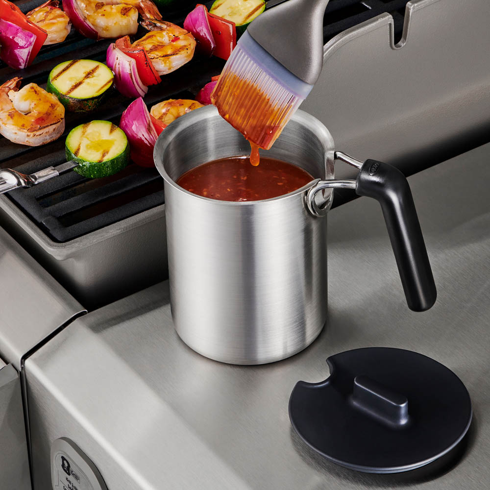 oxo airstream grilling basting pot and brush set_052020_3_RGB