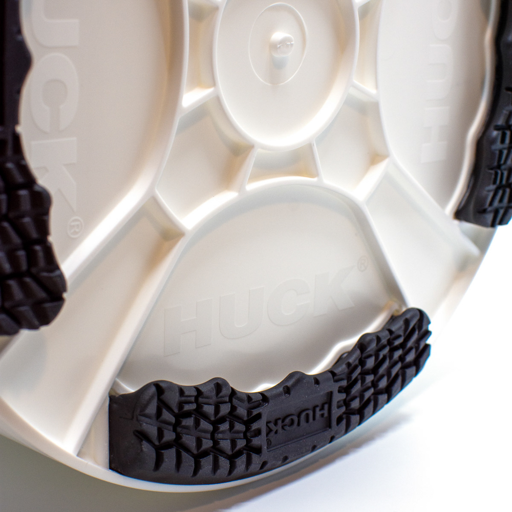 HUCK-BUCKET-Tuxedo-04